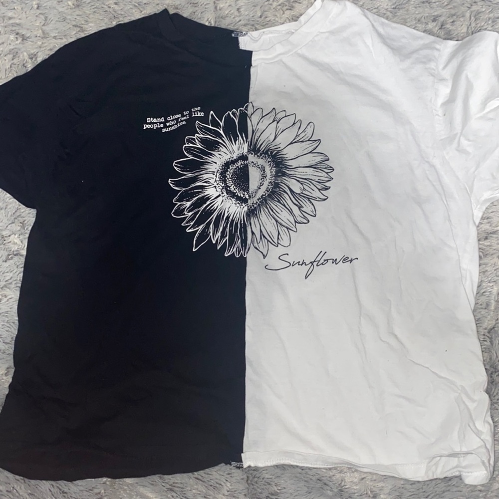 Sunflower cropped t-shirt